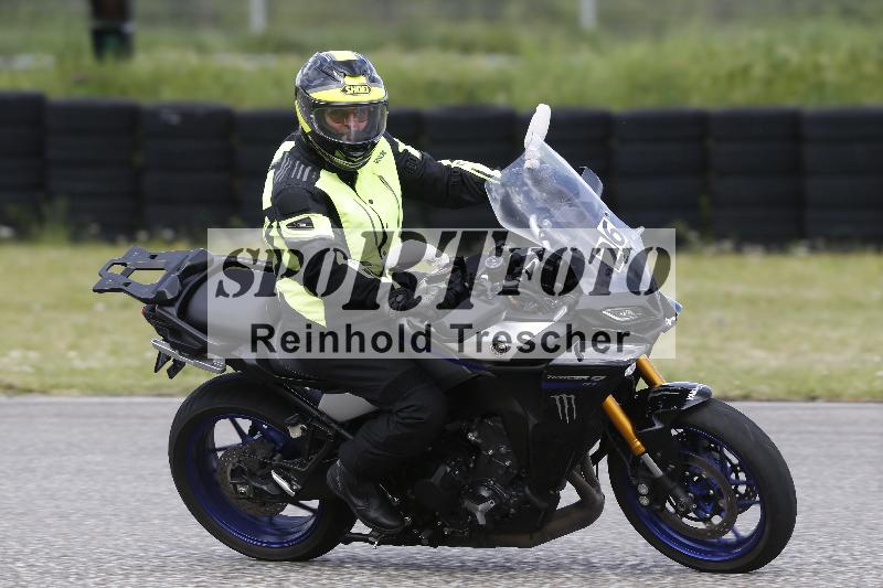 /Archiv-2025/09 22.04.2025 Cornu Master School ADR/gruen-vert/26